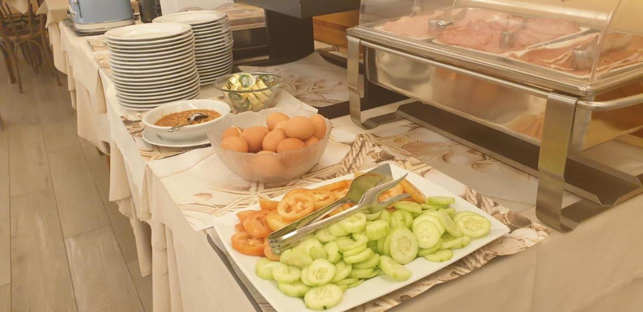 Hotel Alessi** ริมินี ภายนอก รูปภาพ